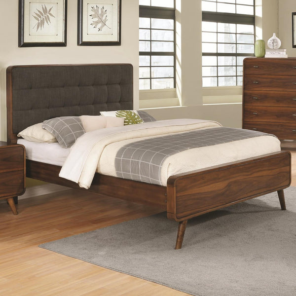 Coaster Furniture Robyn California King Upholstered Panel Bed 205131KW IMAGE 1